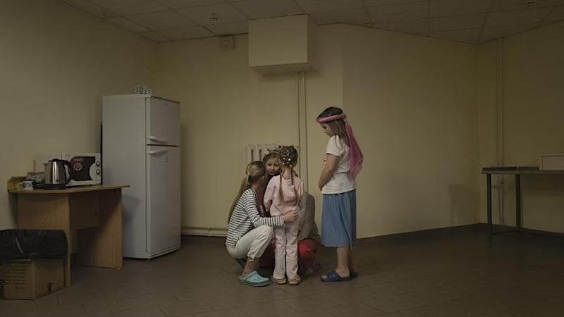 Exposición Lyuta vesna – Lost Spring de Cary Fukunaga