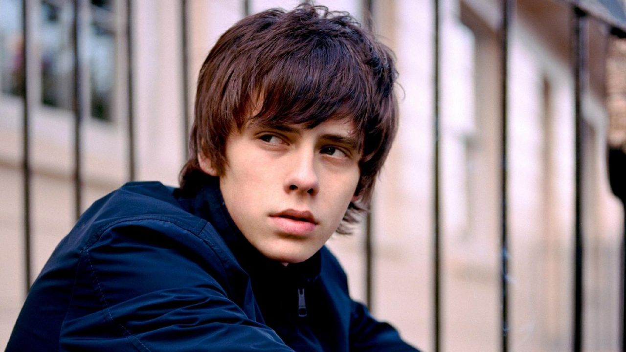 JAKE BUGG - Alamo – Solo Acoustic Tour
