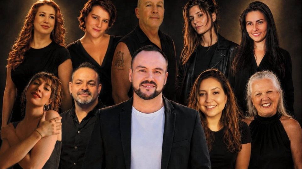 MANU VEGA presenta Dos Almas, Una Canción