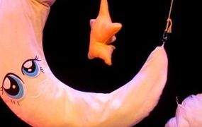 Estrellas y a soñar. Teatro para bebés