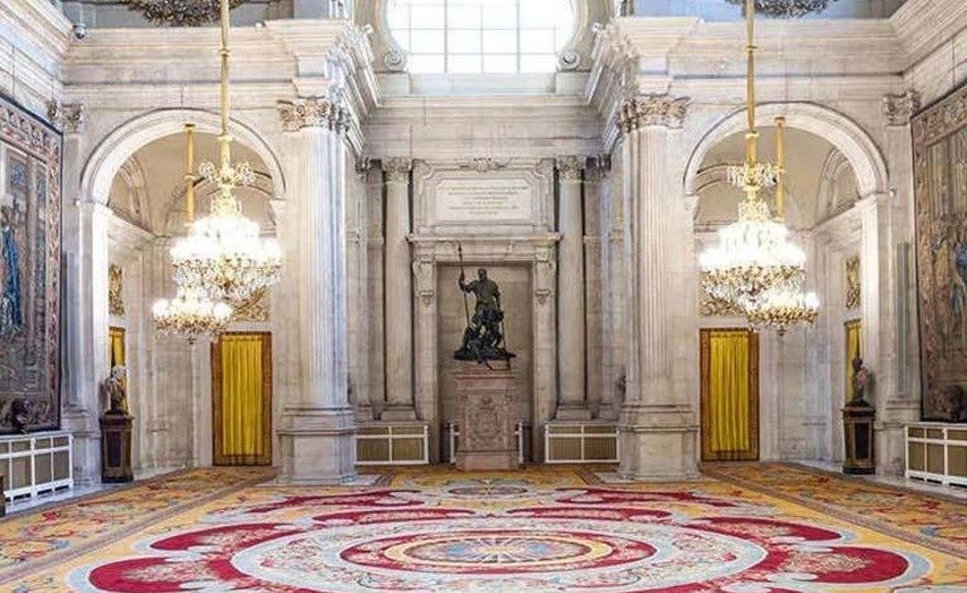 Entrada a la Galería de las Colecciones Reales