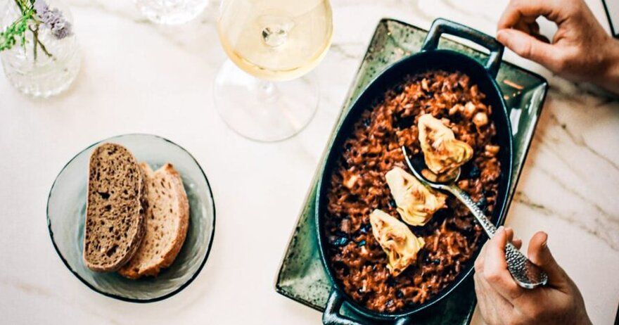 Jueves de arroz: sabores irresistibles en Hotel Canopy Madrid