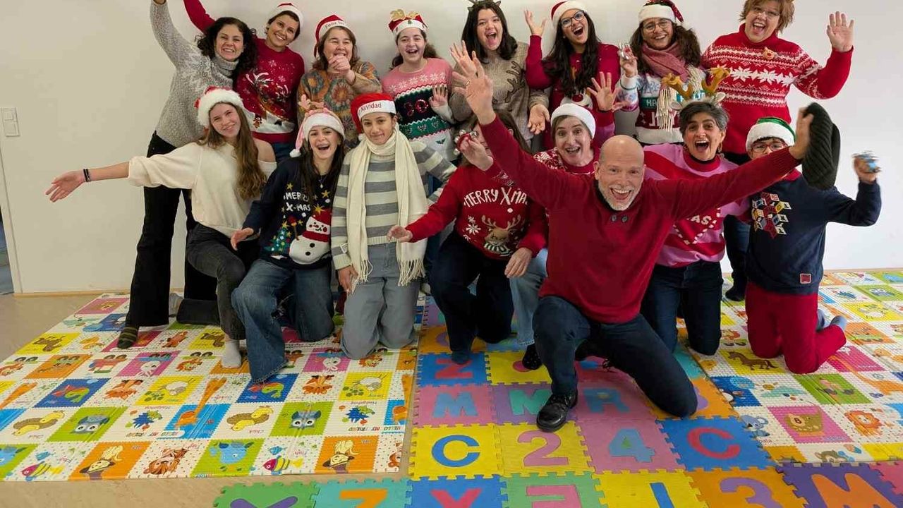 Mozart para Bebés: Contamos y Cantamos la Navidad – Coro Voces Claras Aída Navarro