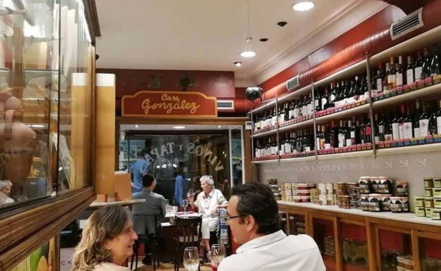 Tour de tapas y vinos por Madrid