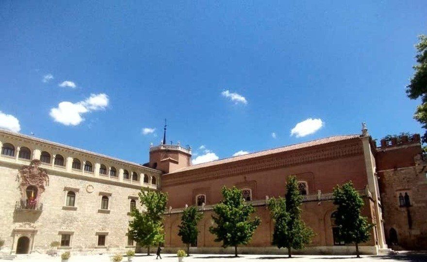 Tour de los misterios y leyendas de Alcalá de Henares