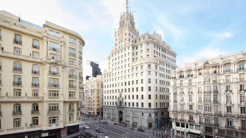 Tour por los escenarios de cine y series de Madrid