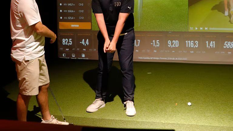 Una clase particular en H0GOLFHOUSE en fin de semana