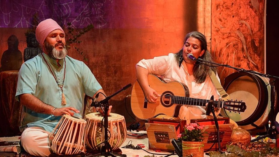 Ariadna · SONIDOS DEL UNIVERSO · Canto Ancestral & Mantras