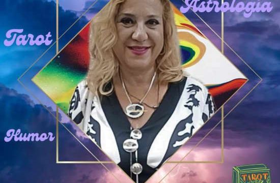 Tarot, Horóscopo, Humor y Cena en Malasaña