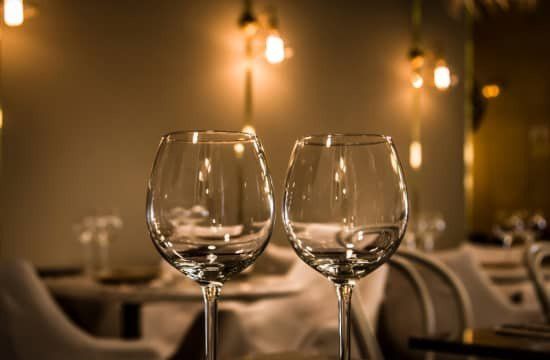 Cena + espectáculo de magia por San Valentín en El Escondite de Villanueva