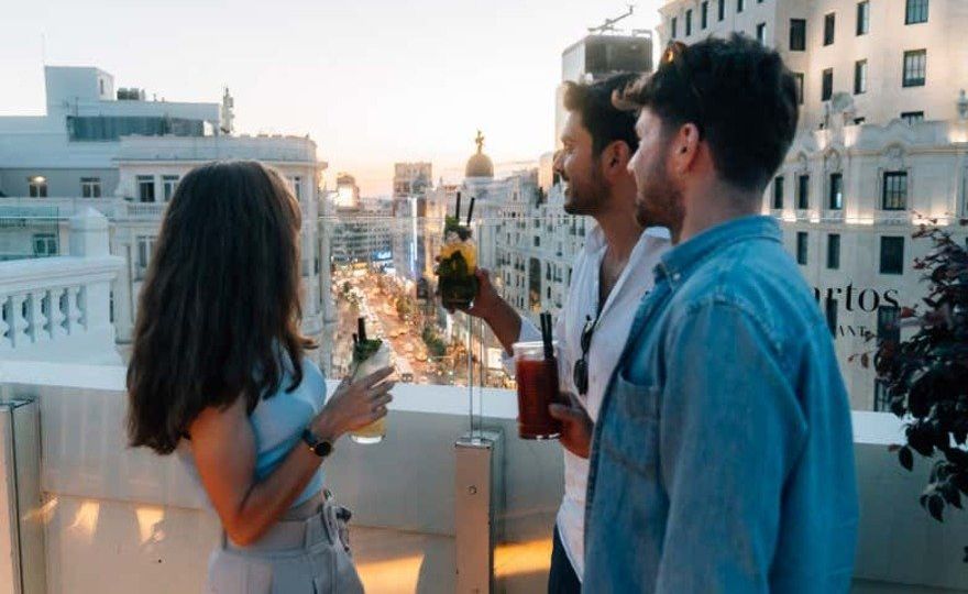 Tour de tapas por Madrid con opción de entrada a una azotea