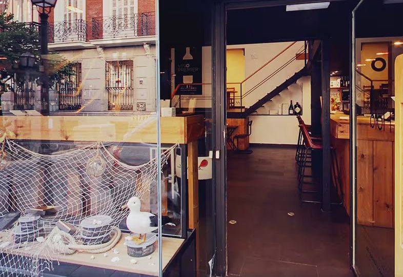 3 cervezas artesanas y 3 tapas en Vinopremier