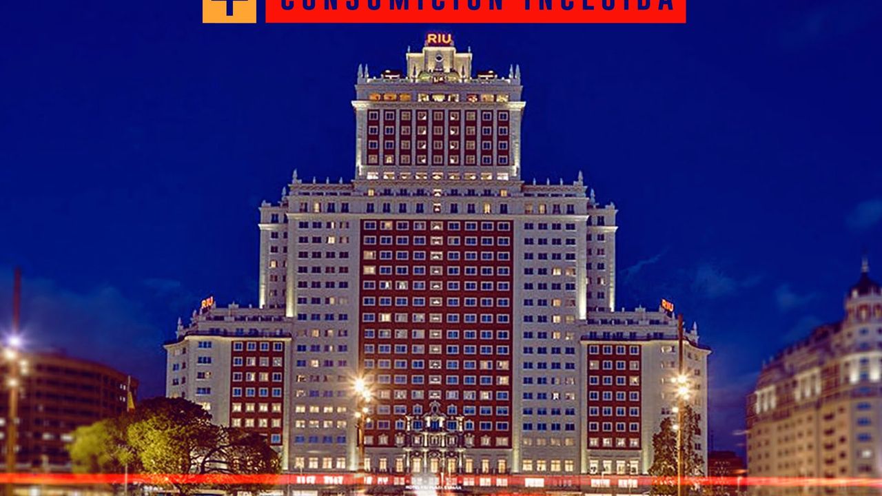 Noches de Comedia en Plaza de España