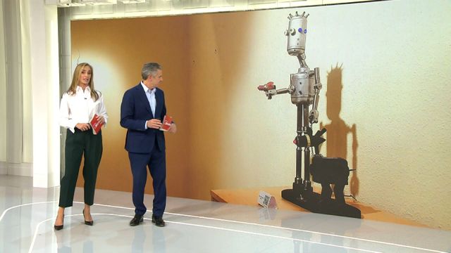 Robots retrofuturistas: una exposición que une pasado y futuro en el Centro Cultural Galileo