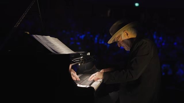 Ludovico Einaudi: el arte de la música en directo