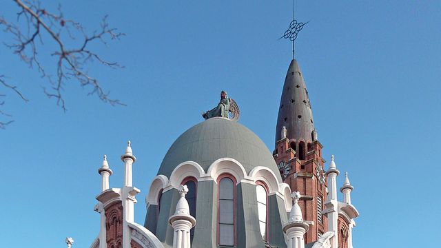 Las visitas teatralizadas nocturnas de la Almudena vuelven con historia, arte y memoria