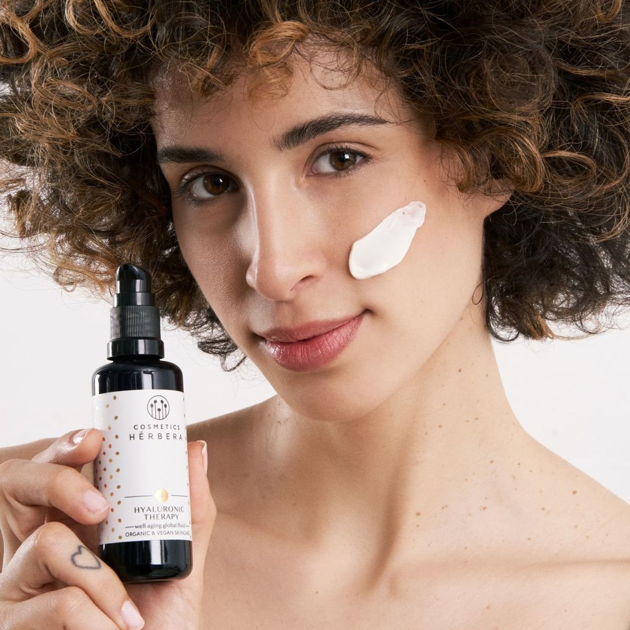 Foto: Cosmetics Herbera – Dermocosmética orgánica y maquillaje ecológico
