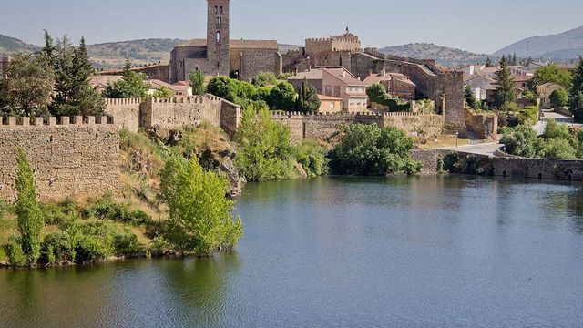 Buitrago del Lozoya: Museo Picasso y conjunto Histórico Artístico
