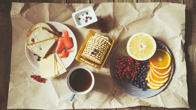 6 snacks saludables para ir de picnic en Madrid