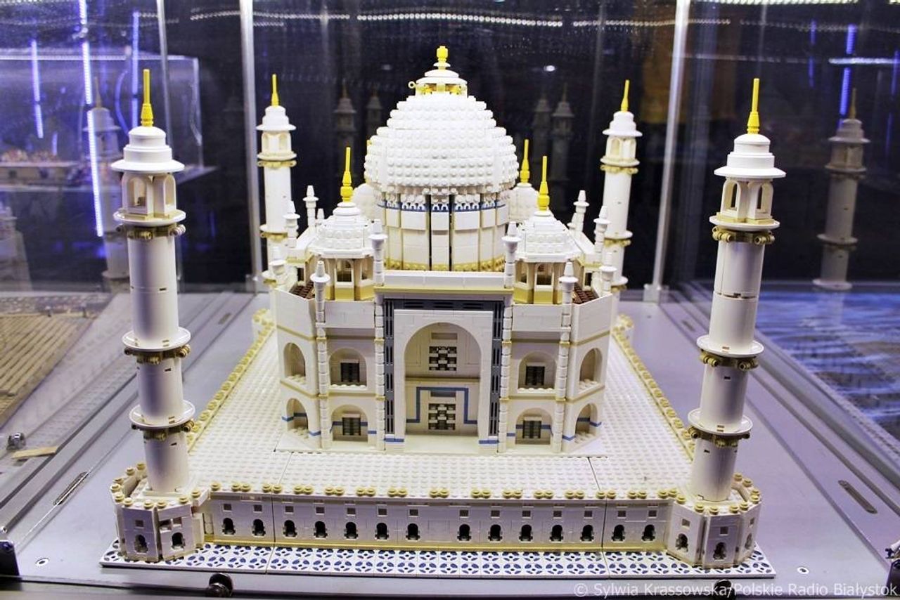 Figura del Taj Mahal construido con piezas de LEGO. Foto: Expo Piezas Lego