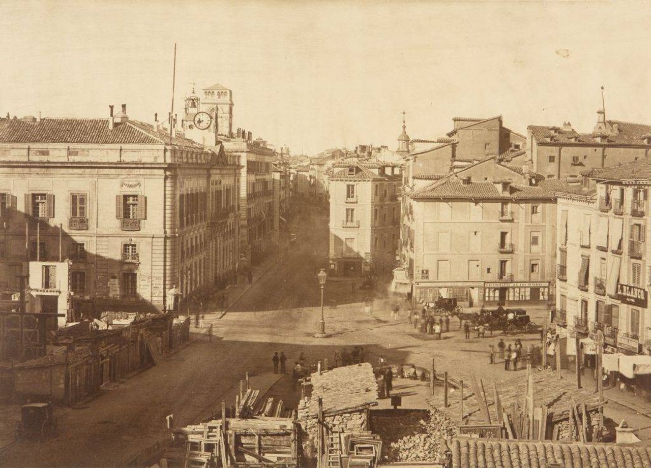 La Puerta del Sol captada por la lente de Charles Clifford en 1857. Foto: Museo de la Historia de Madrid