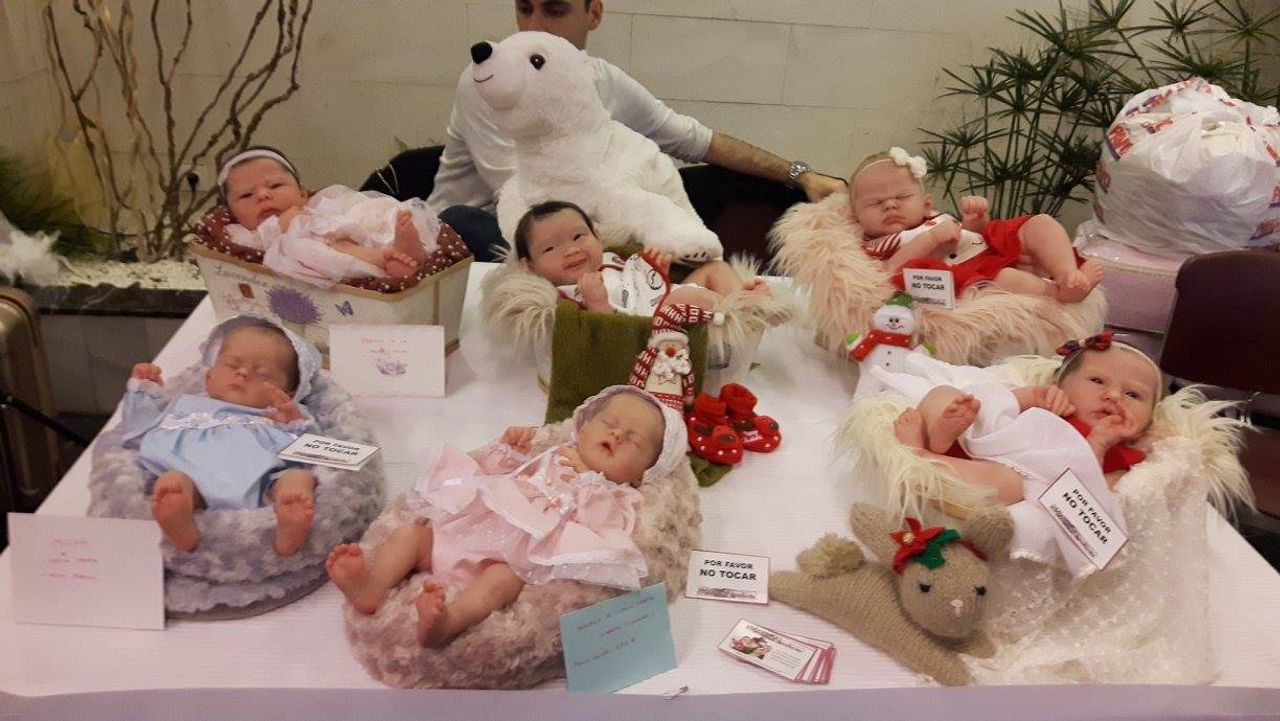 Stand de bebés reborn. Foto: DARIS