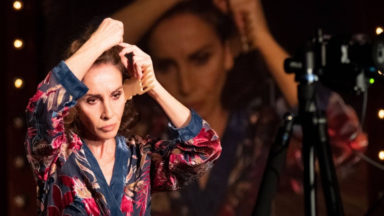«Eva contra Eva» en el teatro Reina Victoria con Ana Belén