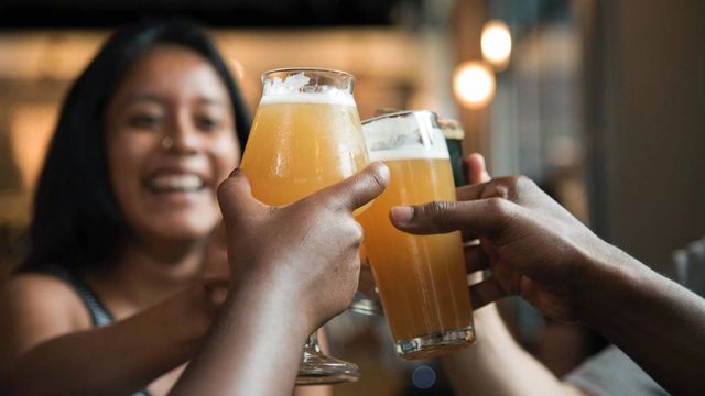 Estos locales preparan sus propias cervezas artesanales en Madrid