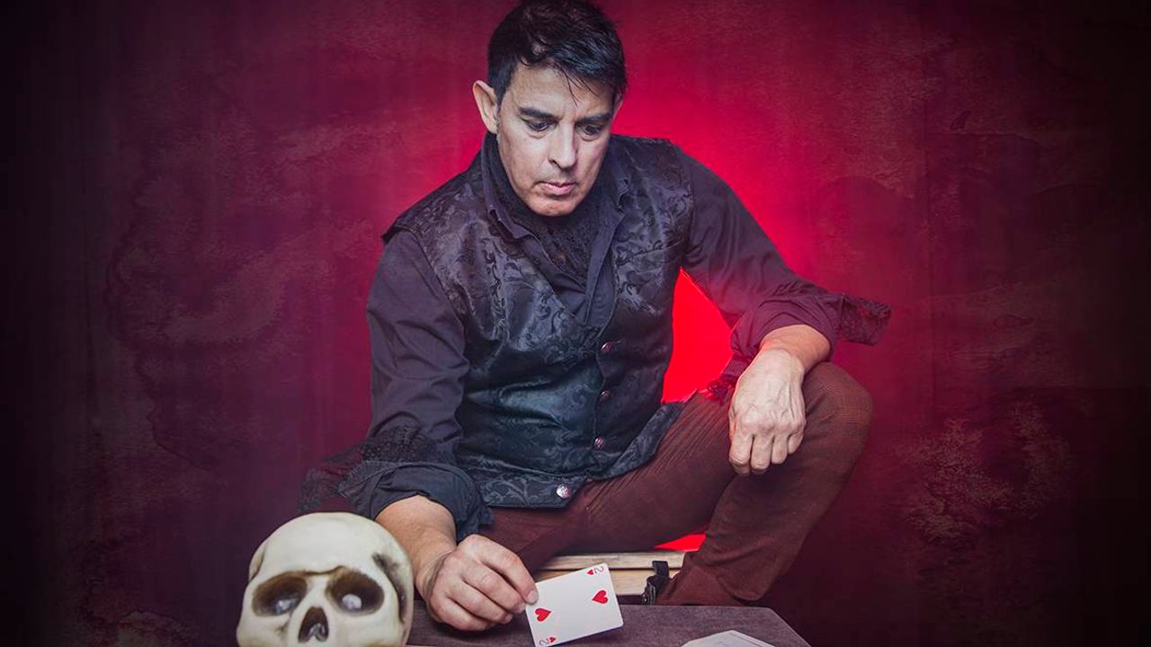 Santi Plaza: «Me ilusiono viendo magia y me ilusiono creándola»