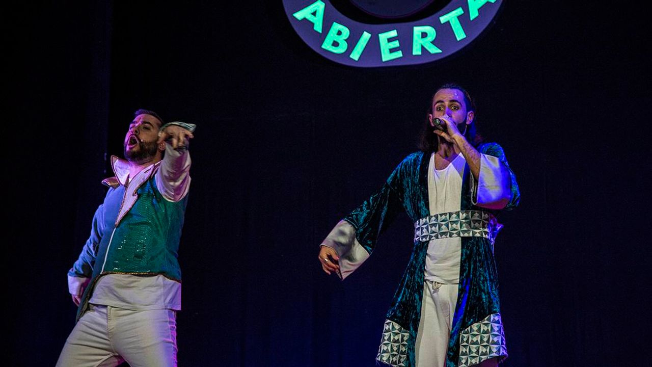 Con la boca abierta. Foto: Mikel Masa