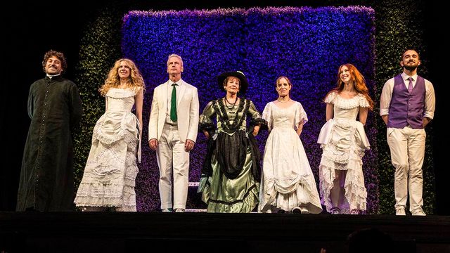 La importancia de llamarse Ernesto