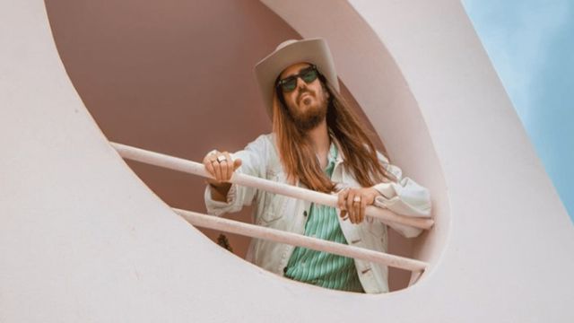 Carlos Sadness y Yoly Saa encienden la noche madrileña