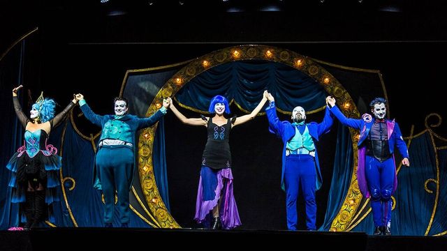 The Ópera Locos: Yllana en Caixabank Príncipe Pío