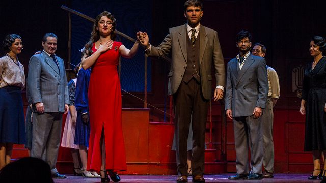 El tiempo entre costuras regresa a la capital