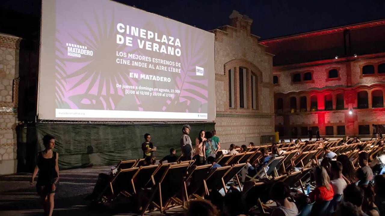 CinePlaza de Verano 2024: cine y música al aire libre en Matadero Madrid