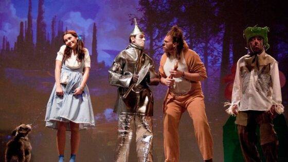Vive la magia de «El Mago de Oz» en Teseo Teatro