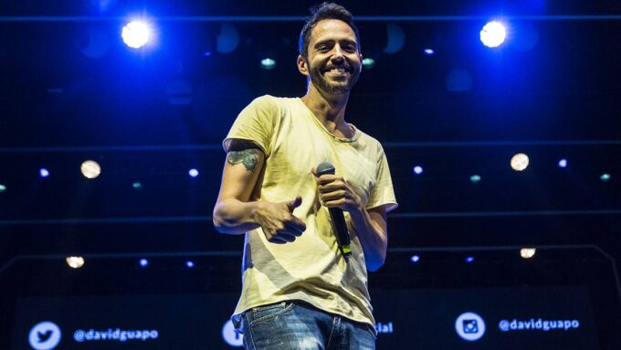 David Guapo: Que no nos frunjan la fiesta