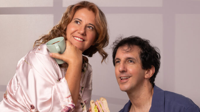 Frankie y Johnny en el claro de luna: intimidad, heridas y una noche que puede cambiarlo todo